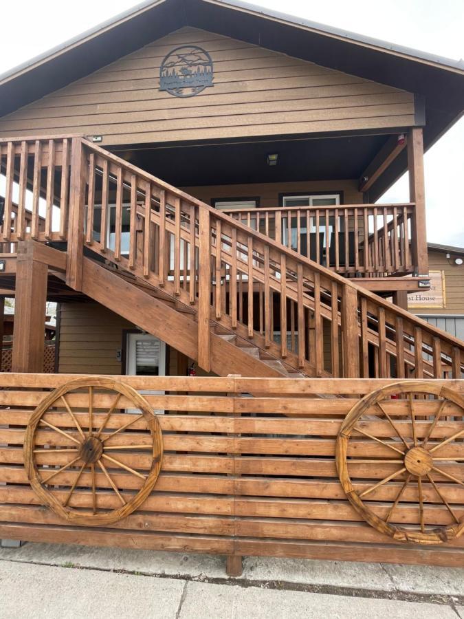Parkway Yellowstone Guest House Room #1 ガーディナー エクステリア 写真